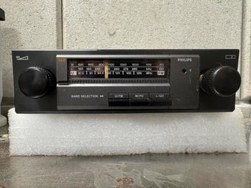 Retro Philips Autoradio Type 322 –Getest en volledig werkend beschikbaar voor biedingen