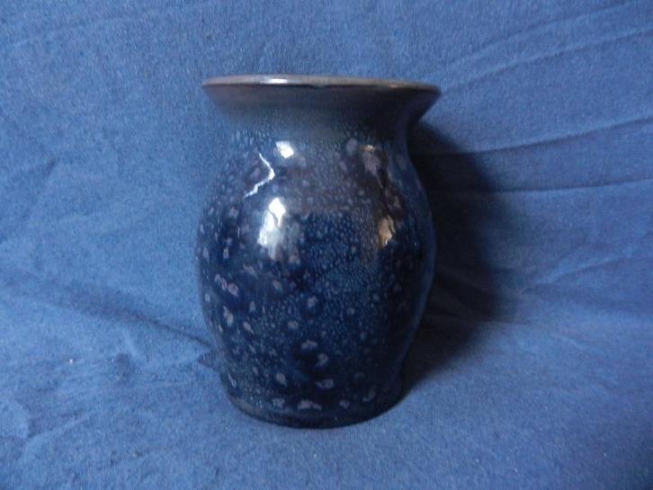 Fraai aardewerk vaasje Katwijk Klinkenberg H vd Voet h 10 cm, Antiek en Kunst, Antiek | Keramiek en Aardewerk, Ophalen of Verzenden