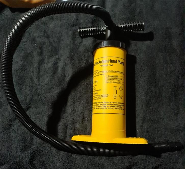 Gele hand luchtpomp - ideaal voor kamperen, Caravans en Kamperen, Luchtpompen, Gebruikt, Handmatig, Verzenden