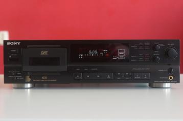 SONY DTS-670 DAT player (defect) beschikbaar voor biedingen
