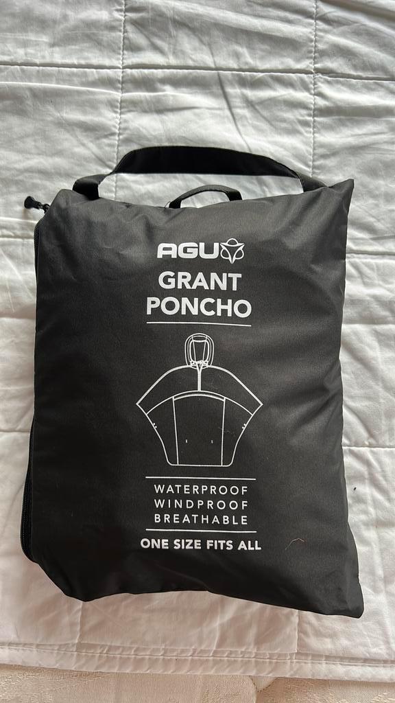 NIEUW! AGU Grant regenponcho zwart, Caravans en Kamperen, Regenkleding, Nieuw, Regenponcho, Dames, Heren, Ophalen of Verzenden