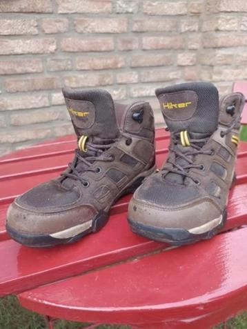 Wandelschoenen / bergschoenen beschikbaar voor biedingen