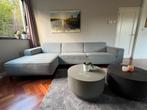 Moderne grijze hoekbank 300 cm – strak en comfortabel, Huis en Inrichting, Banken | Bankstellen, Ophalen, Zo goed als nieuw, Vierpersoons of meer