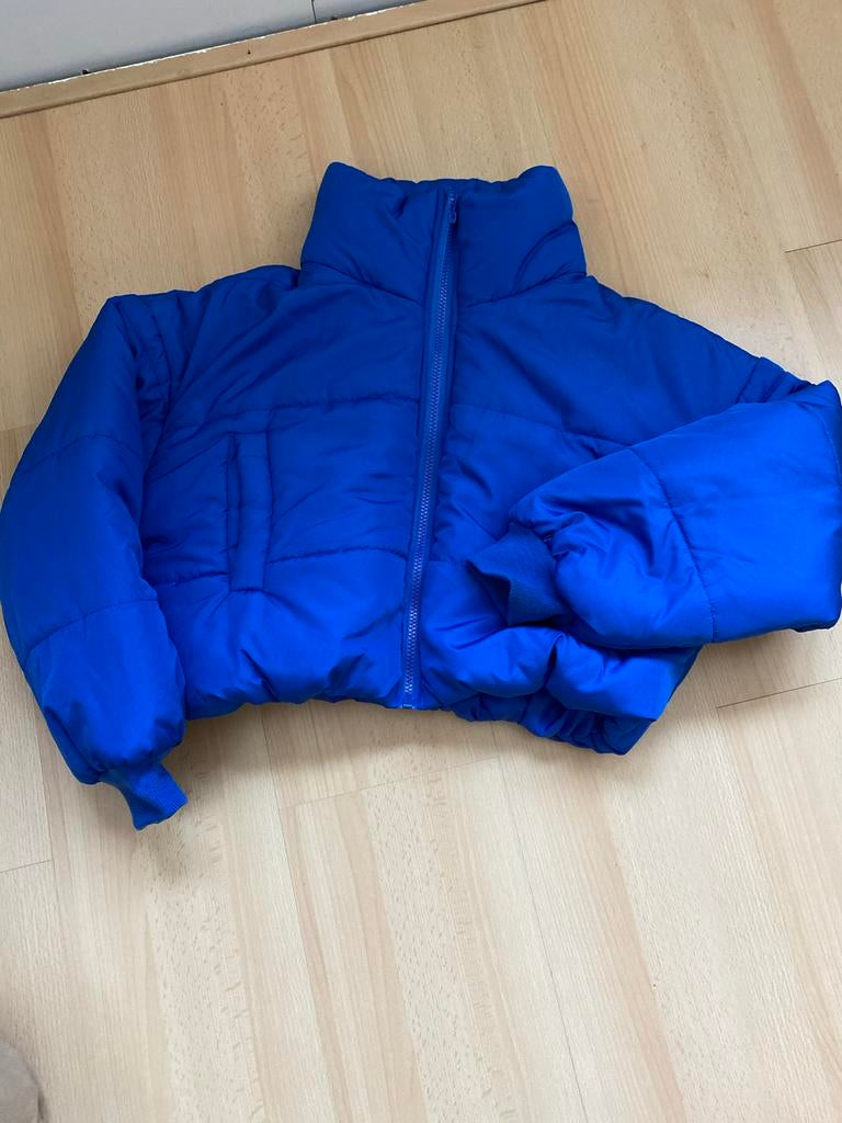 Blauwe Jas niet gedragen, Ophalen of Verzenden, Zo goed als nieuw, Maat 38/40 (M), Blauw