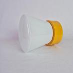 Jaren 60 plafondlamp met opvallend geel armatuur, Huis en Inrichting, Lampen | Plafondlampen, Zie omschrijving, Gebruikt, Verzenden