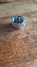 Ixxxi ring maat 18 zilver, Sieraden, Tassen en Uiterlijk, Ringen, 18 tot 19, Ophalen of Verzenden, Zo goed als nieuw, Dame