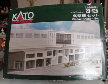 Kato viaduct station set n-spoor beschikbaar voor biedingen