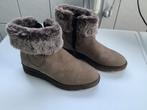 Mooie nieuwe korte laarsjes met bontje, Bruin, Lage of Enkellaarzen, Nieuw, Ophalen of Verzenden
