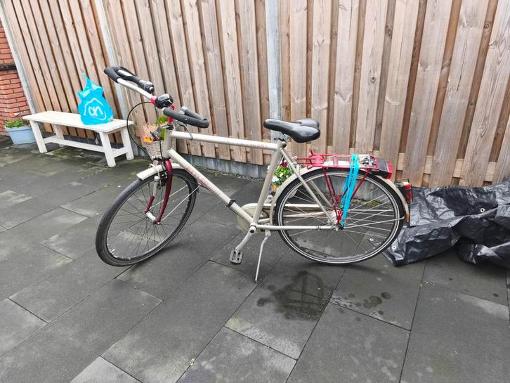 Gastenfiets - Weinig gebruikt, Fietsen en Brommers, Fietsen | Dames | Damesfietsen, Gebruikt, Overige merken, Versnellingen, 53 tot 56 cm