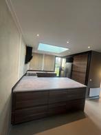 U-vormige keuken + kastenwand, Huis en Inrichting, Ophalen, U-keuken, Bruin, Zo goed als nieuw