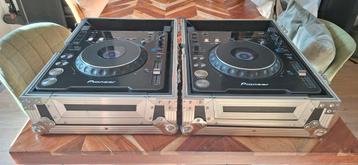 Pioneer cdj1000 mk3 2 stuks incl flightcase beschikbaar voor biedingen