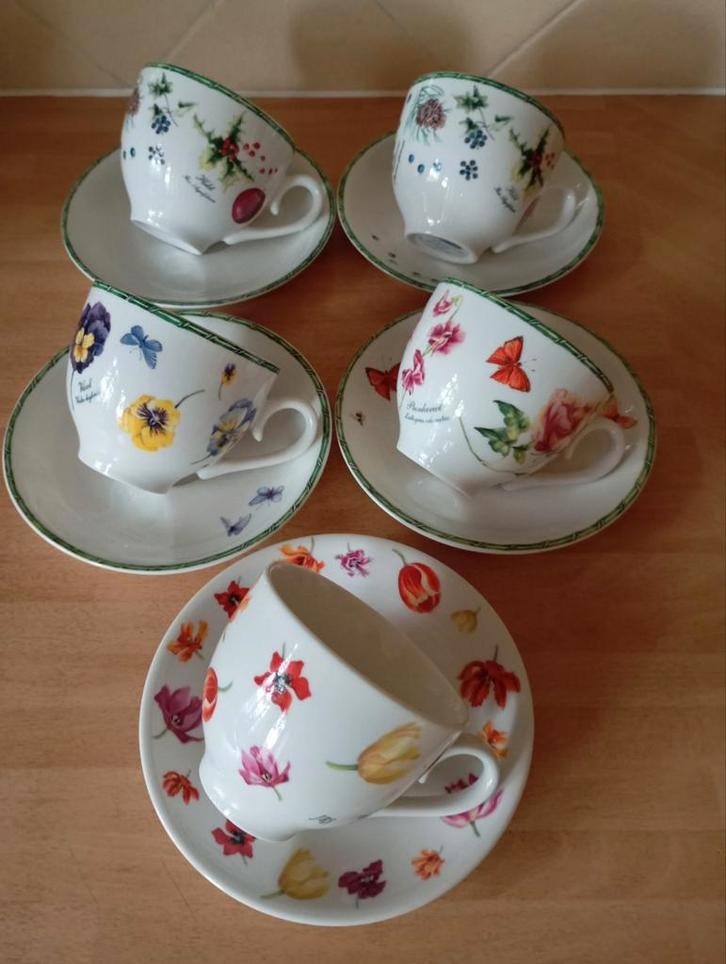 Janneke Brinkman kop & schotels, Huis en Inrichting, Keuken | Servies, Zo goed als nieuw, Kop(pen) en/of Schotel(s), Overige stijlen