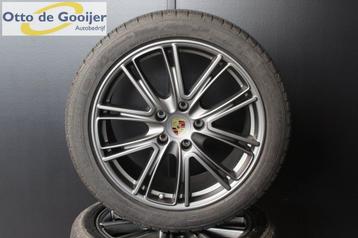 Originele Porsche Panamera 971 Exclusive Design Winterbanden beschikbaar voor biedingen