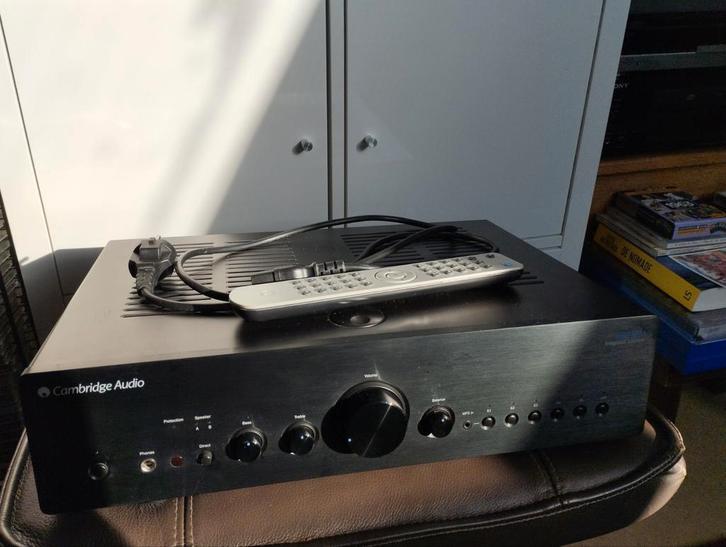 Mooie optische en technische Cambridge Azur 651A, Audio, Tv en Foto, Versterkers en Receivers, Zo goed als nieuw, Overige merken