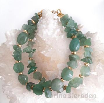 Armband van natuursteen  beschikbaar voor biedingen