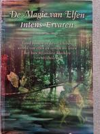 De Magie van Elfen - Maria Zina Mager, Gelezen, Spiritualiteit algemeen, Ophalen of Verzenden, Achtergrond en Informatie