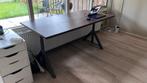 Verstelbaar bureau 160 x 80, Ophalen of Verzenden, In hoogte verstelbaar, Zo goed als nieuw, Bureau