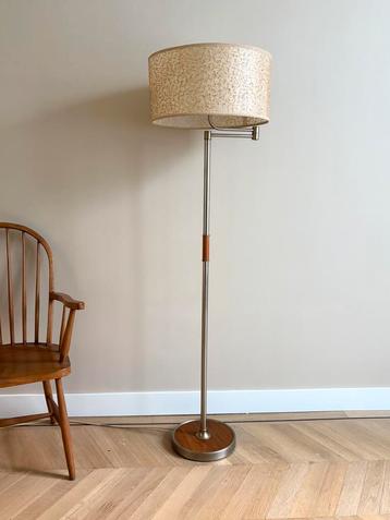 Vintage, zwenkarm, vloerlamp, Deens / Dutch design, jaren 60 beschikbaar voor biedingen