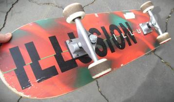 Skateboard Illusion~80 cm x 20 cm~ beschikbaar voor biedingen