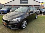 BMW 2-serie Active Tourer 216i Executive PANORAMADAK / NAVIG, Voorwielaandrijving, Stof, Gebruikt, Zwart