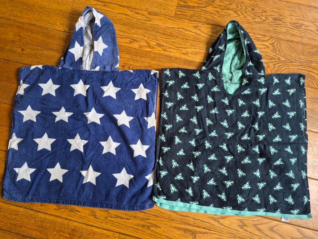 Twee zo goed als nieuwe handdoekponcho's HEMA, Kinderen en Baby's, Ophalen of Verzenden