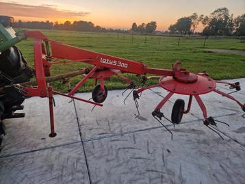 Lely Lotus 300 Hooischudder agrarisch  beschikbaar voor biedingen