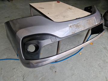 Renault Trafic Voorbumper 2014-2018  beschikbaar voor biedingen