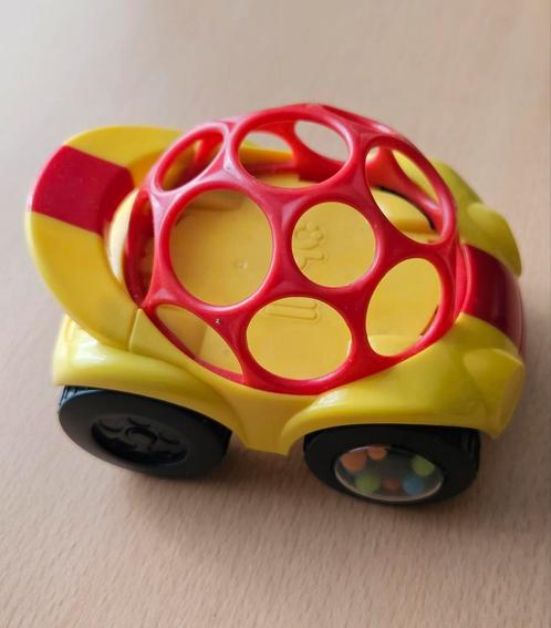 Oball rattle & roll speelgoedauto, Kinderen en Baby's, Speelgoed | Speelgoedvoertuigen, Zo goed als nieuw, Ophalen of Verzenden