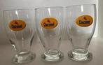 3 Chocomel glazen op voet. Hoogte 11 cm., Verzamelen, Glas en Borrelglaasjes, Ophalen of Verzenden, Zo goed als nieuw, Borrel- of Shotglas