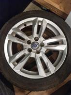 Prachtige set originele Volvo Njord 17" velgen + banden, Ophalen, Gebruikt, Banden en Velgen, 17 inch