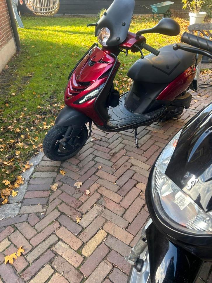 Zip 4 Takt 2017 SP Voorvork Candy Red, Fietsen en Brommers, Scooters | Piaggio, Gebruikt, Zip, Maximaal 45 km/u, Benzine, Ophalen of Verzenden