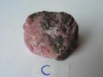 Rhodoniet ruwe brokken 43g 4,00 edelsteen mineraal 1 brok, Ophalen of Verzenden, Mineraal