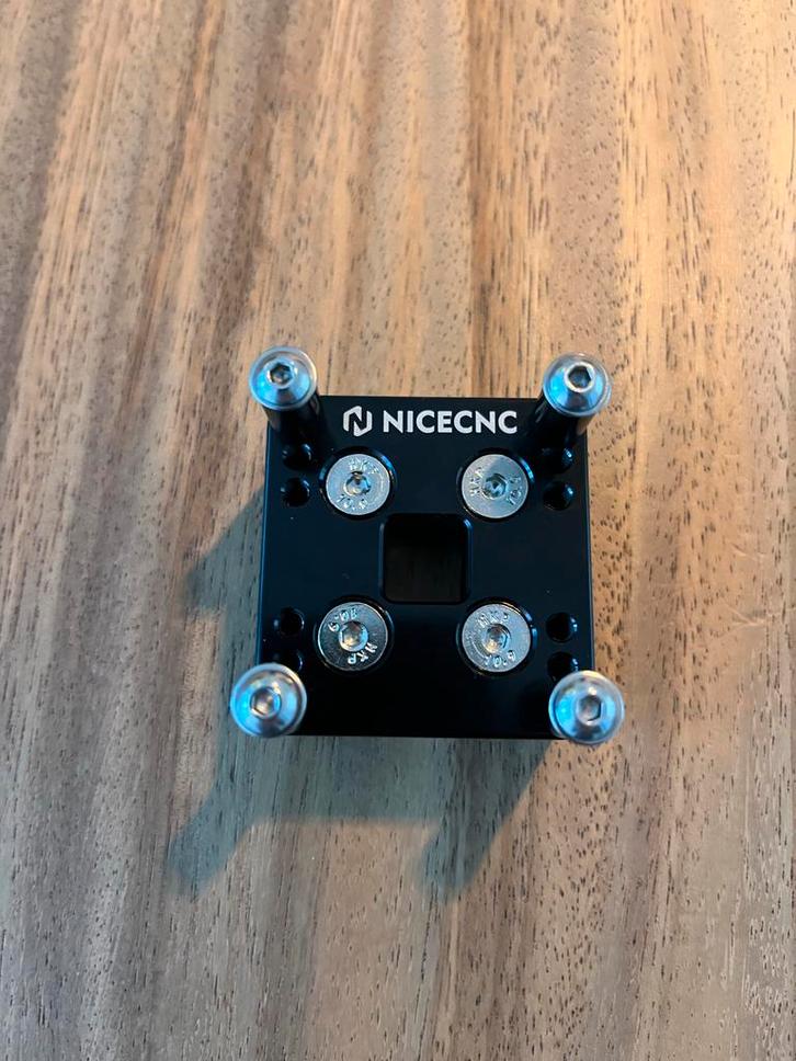 Nicecnc GPS Beugel / bracket, Motoren, Accessoires | Navigatiesystemen, Nieuw, Ophalen of Verzenden