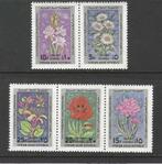 Syrië 1294-1298  bloemen planten flora 1975 serie PF, Verzenden, Postfris, Dier of Natuur