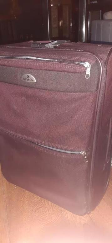 Samsonite rolkoffer beschikbaar voor biedingen