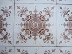 64 antieke tegels wit met roodbruine afbeelding 15x15cm