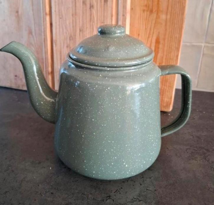 Emaile theepot Dille & Kamille, Huis en Inrichting, Keuken | Servies, Zo goed als nieuw, Overige typen, Overige stijlen, Ophalen of Verzenden