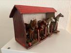 Antieke paardestal met 4 paarden., Ophalen of Verzenden