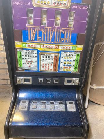 Twenty light gokkast/ fruitautomaat beschikbaar voor biedingen