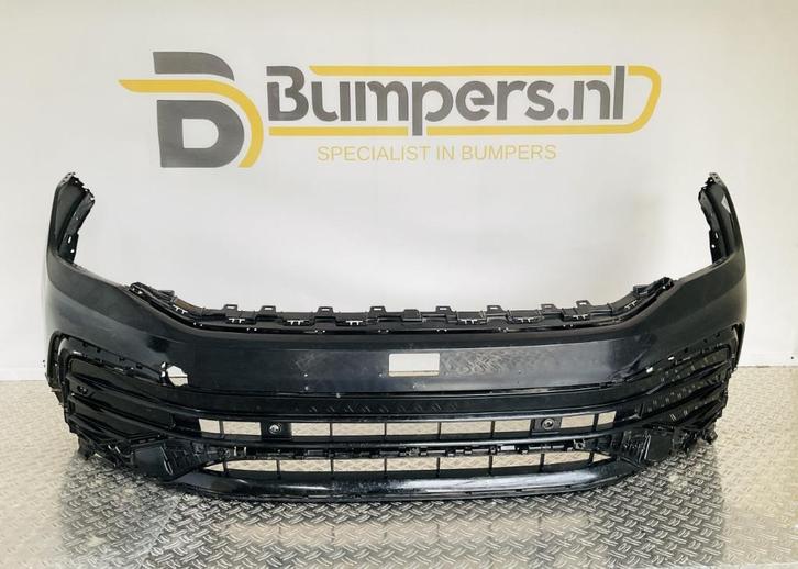 Bumper Volkswagen Tiguan Facelift  R-Line 21-24 5NA807221, Auto diversen, Tuning en Styling, Ophalen of Verzenden