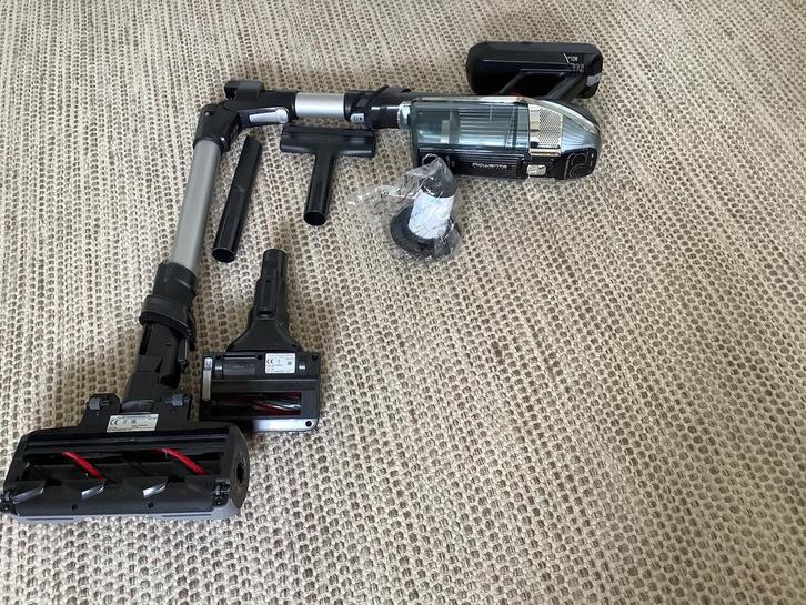 Steelstofzuiger, Witgoed en Apparatuur, Stofzuigers, Zo goed als nieuw, Stofzuiger, Minder dan 1200 watt, Reservoir, Ophalen