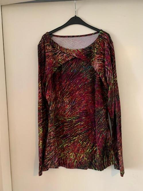 Meerkleurige shirt. Merkloos. Maat M, Kleding | Dames, T-shirts, Zo goed als nieuw, Maat 38/40 (M), Overige kleuren, Lange mouw