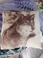 zacht kussen Wolf, Huis en Inrichting, Woonaccessoires | Kussens, Ophalen of Verzenden, Gebruikt, Vierkant