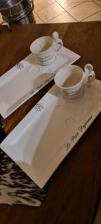 Riviera maison 2x plateaus en kopjes, Huis en Inrichting, Keuken | Servies, Ophalen of Verzenden, Overige stijlen, Kop(pen) en/of Schotel(s)