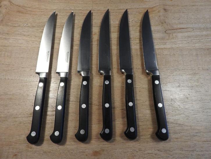 messenset van 6 steakmessen van messenstaal. Oldenhove., Huis en Inrichting, Keuken | Bestek, Gebruikt, Bestekset, Overige materialen