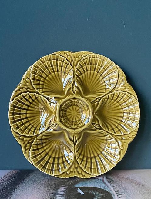 Sarreguemines vintage oesterbord groen, Huis en Inrichting, Keuken | Servies, Zo goed als nieuw, Bord(en), Overige stijlen, Keramiek