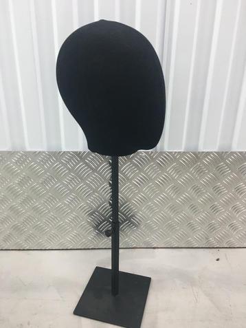 Etalagepop "Hans Boodt" hoofd vrouw paspop beschikbaar voor biedingen