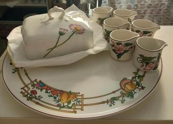 villeroy & boch  borden, koppen,kan dienblad,gastenkannetjes beschikbaar voor biedingen