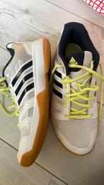 Zaal gympen Adidas 39 1/3, L00, Schoenen, Zo goed als nieuw, Ophalen