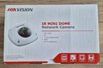 HIKVISION IR mini dome netwerk camera 2.8mm, Audio, Tv en Foto, Videobewaking, Ophalen of Verzenden, Zo goed als nieuw, Buitencamera